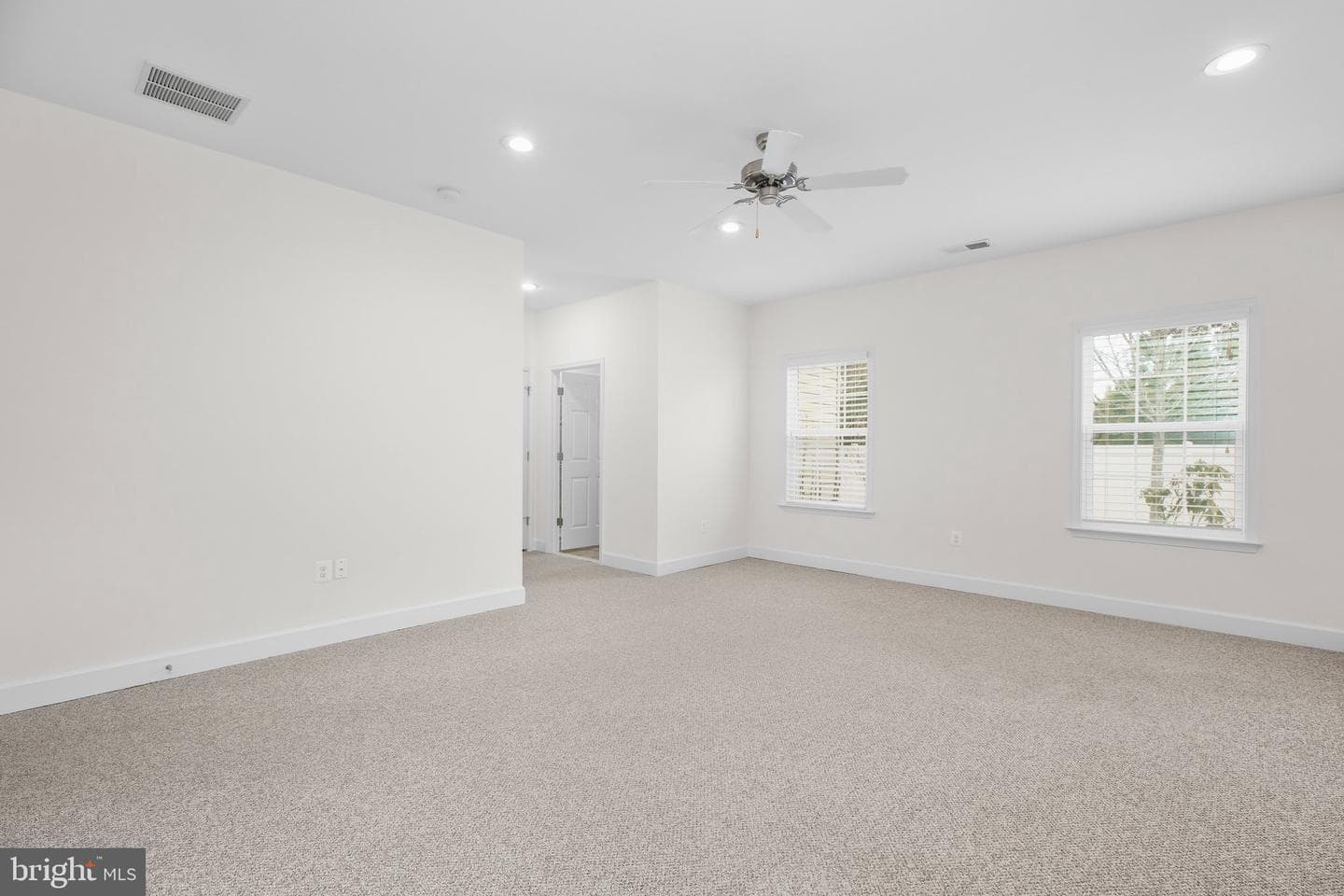 5801 S Mills Manor Court photo 19