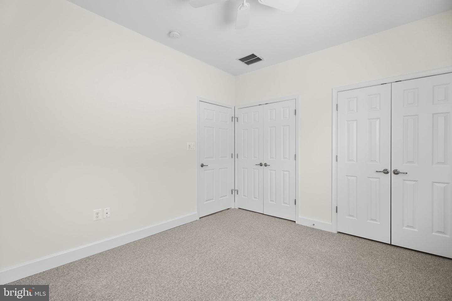 5801 S Mills Manor Court photo 25