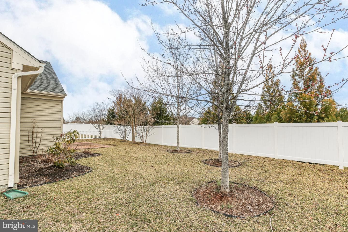 5801 S Mills Manor Court photo 32