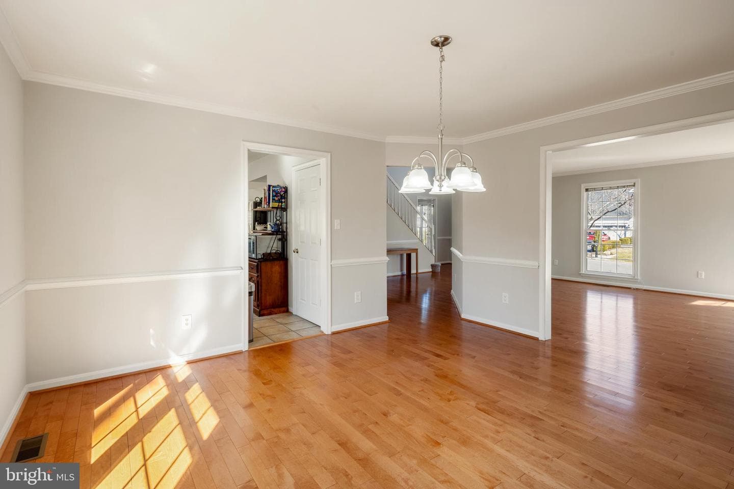 6014 Benevolent Street photo 14