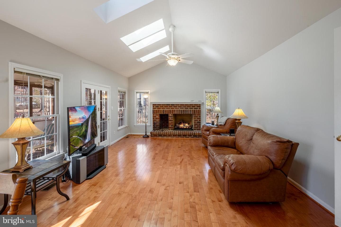 6014 Benevolent Street photo 21