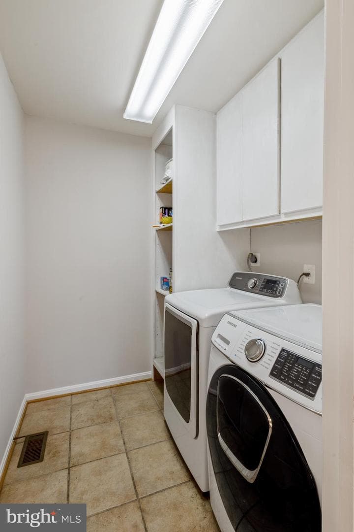 6014 Benevolent Street photo 39