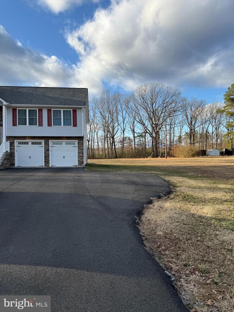 7703 Old Robert E Lee Drive photo 3