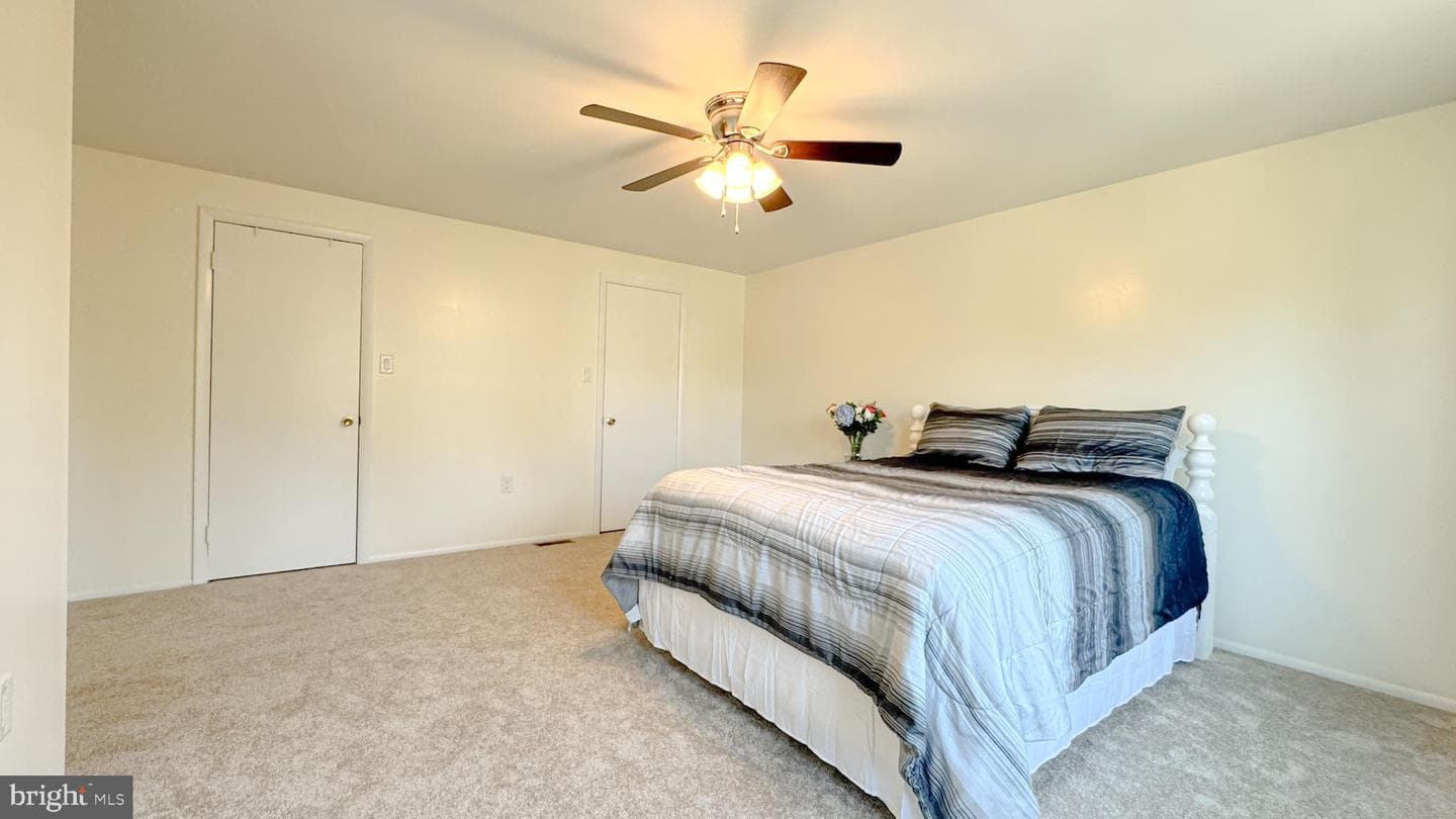 5 Pond Circle photo 17