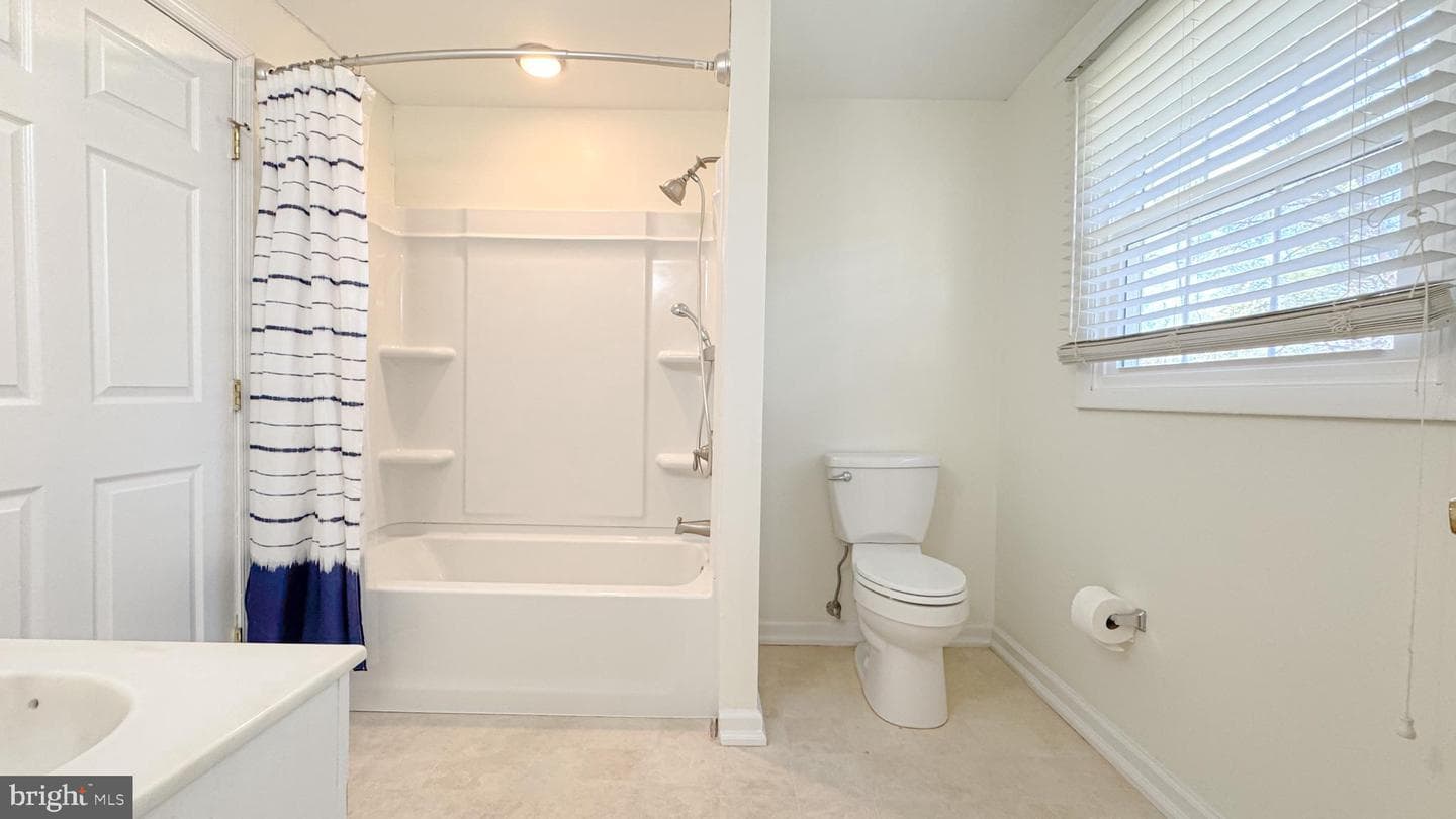 5 Pond Circle photo 20