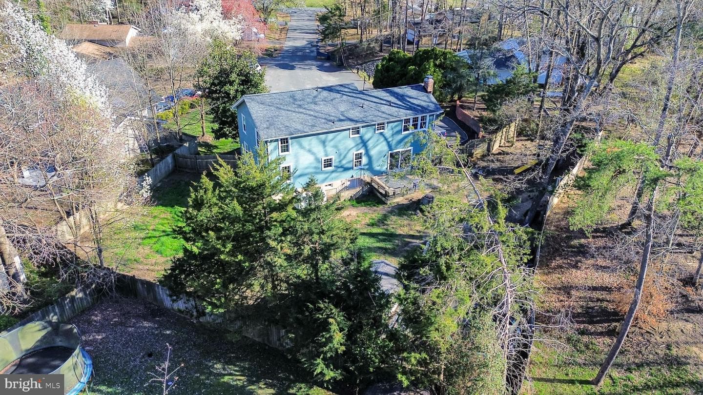 5 Pond Circle photo 24