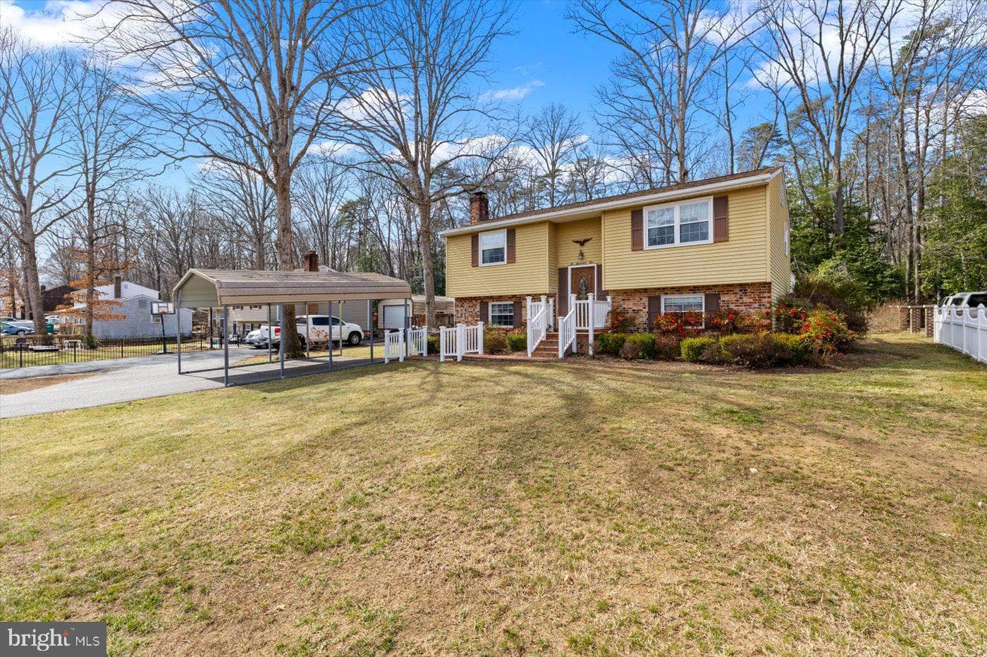 6005 Oak Grove Drive photo 3