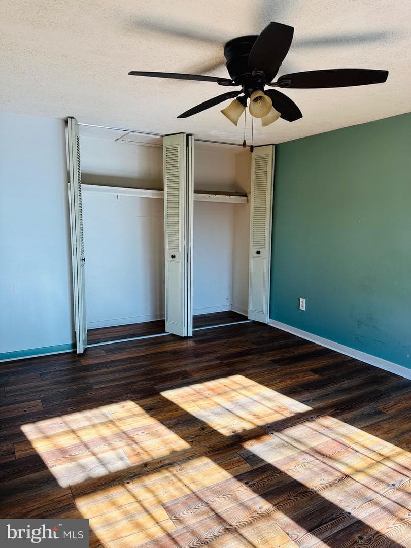 10115 Hillside Ln photo 14