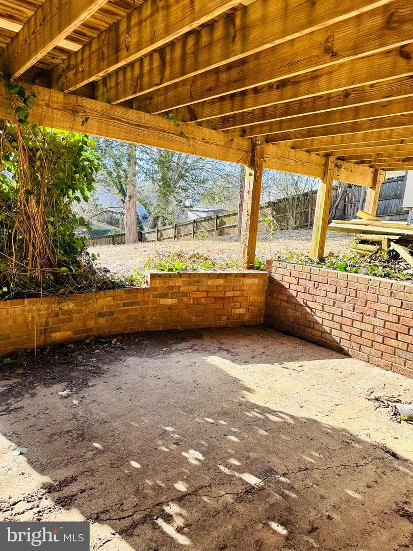 10115 Hillside Ln photo 23