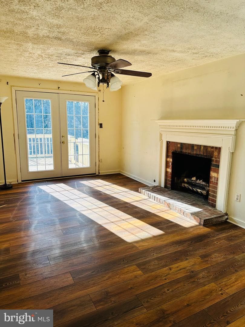 10115 Hillside Ln photo 3