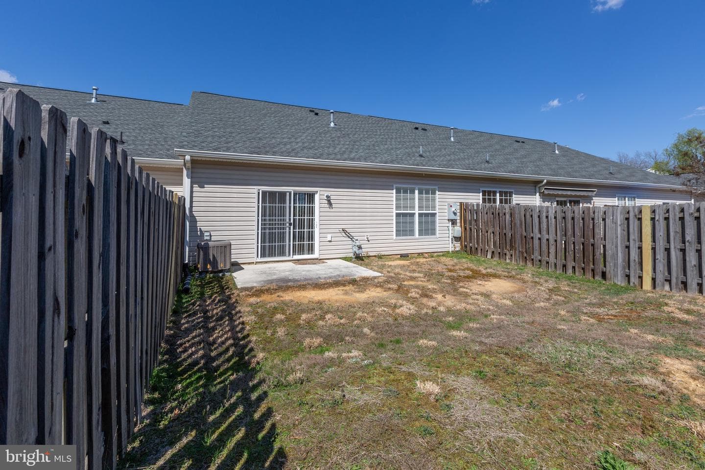4318 Turriff Lane photo 2
