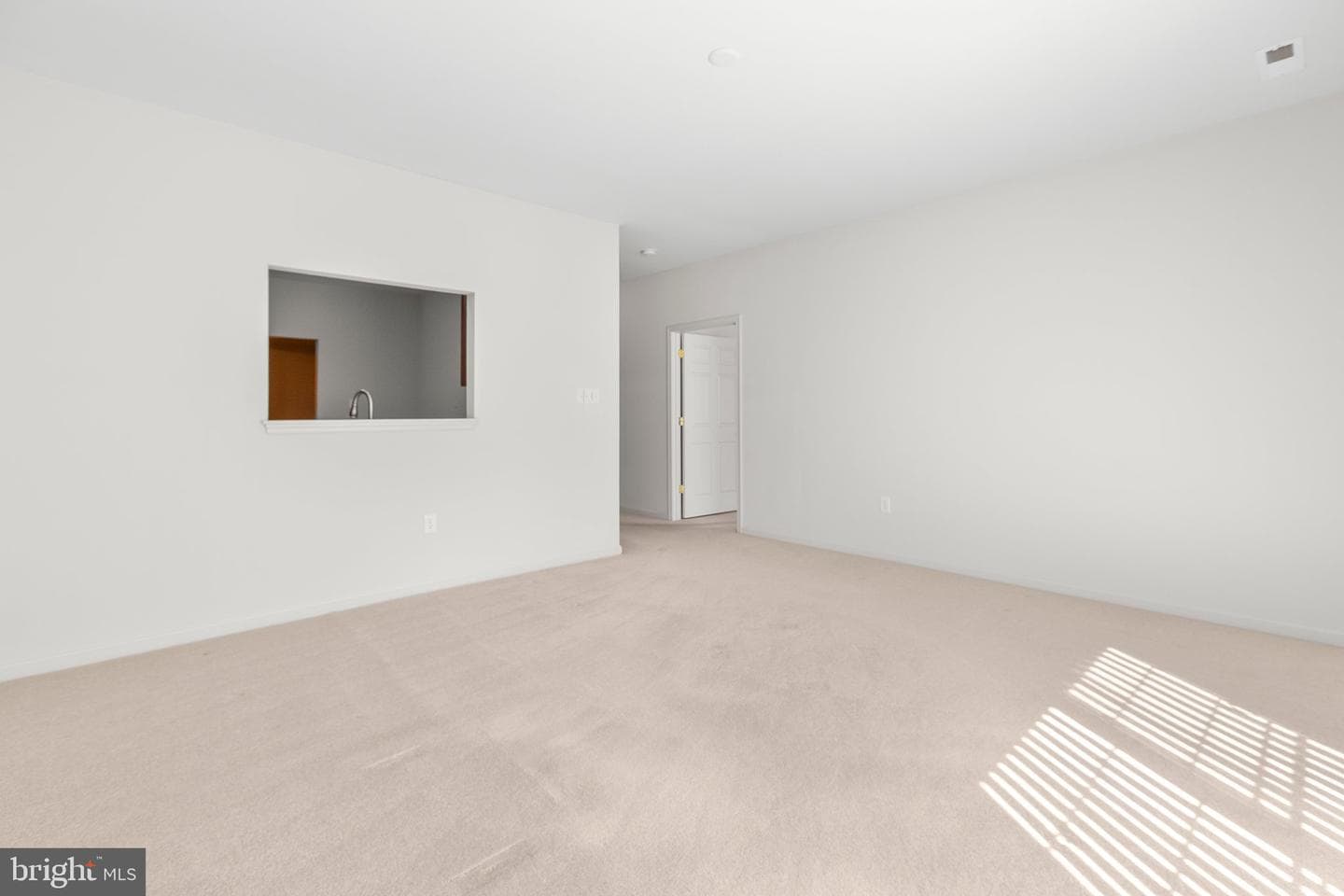 4318 Turriff Lane photo 6