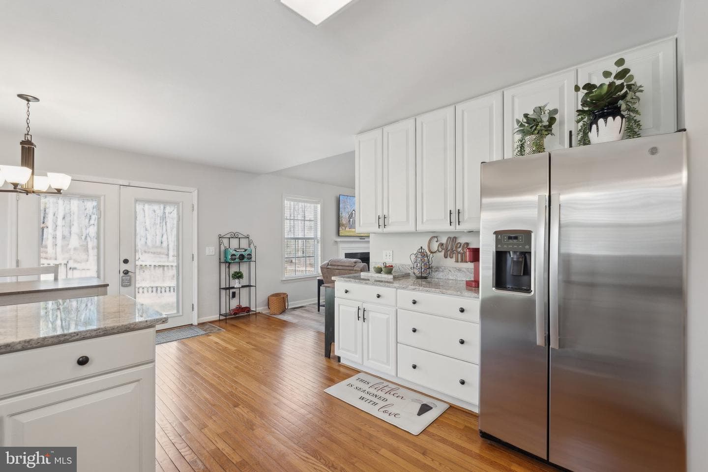 8711 Boulevard Of The Generals photo 12
