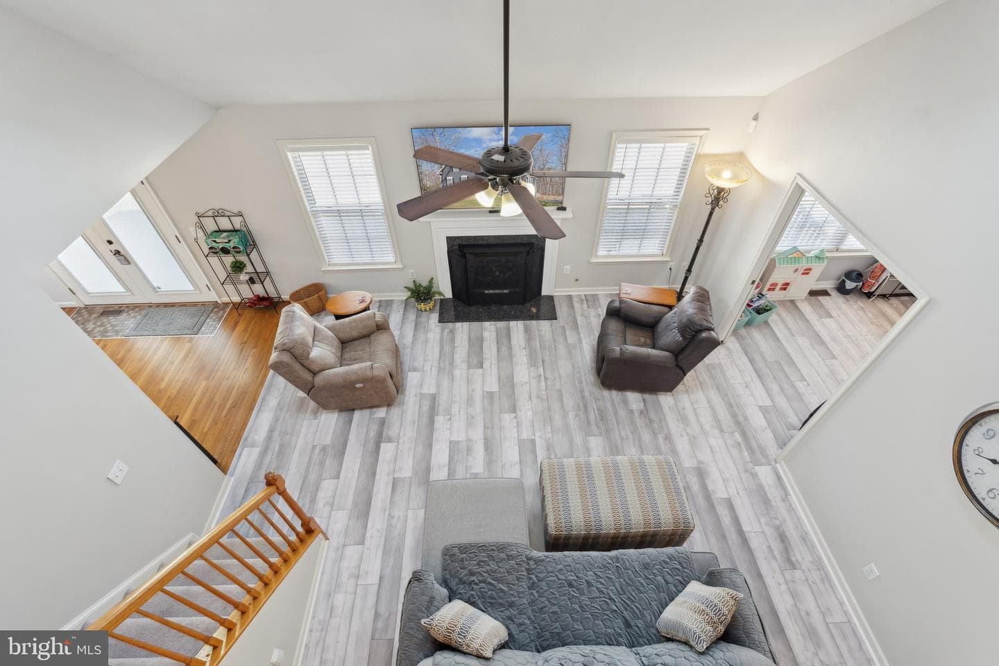 8711 Boulevard Of The Generals photo 20