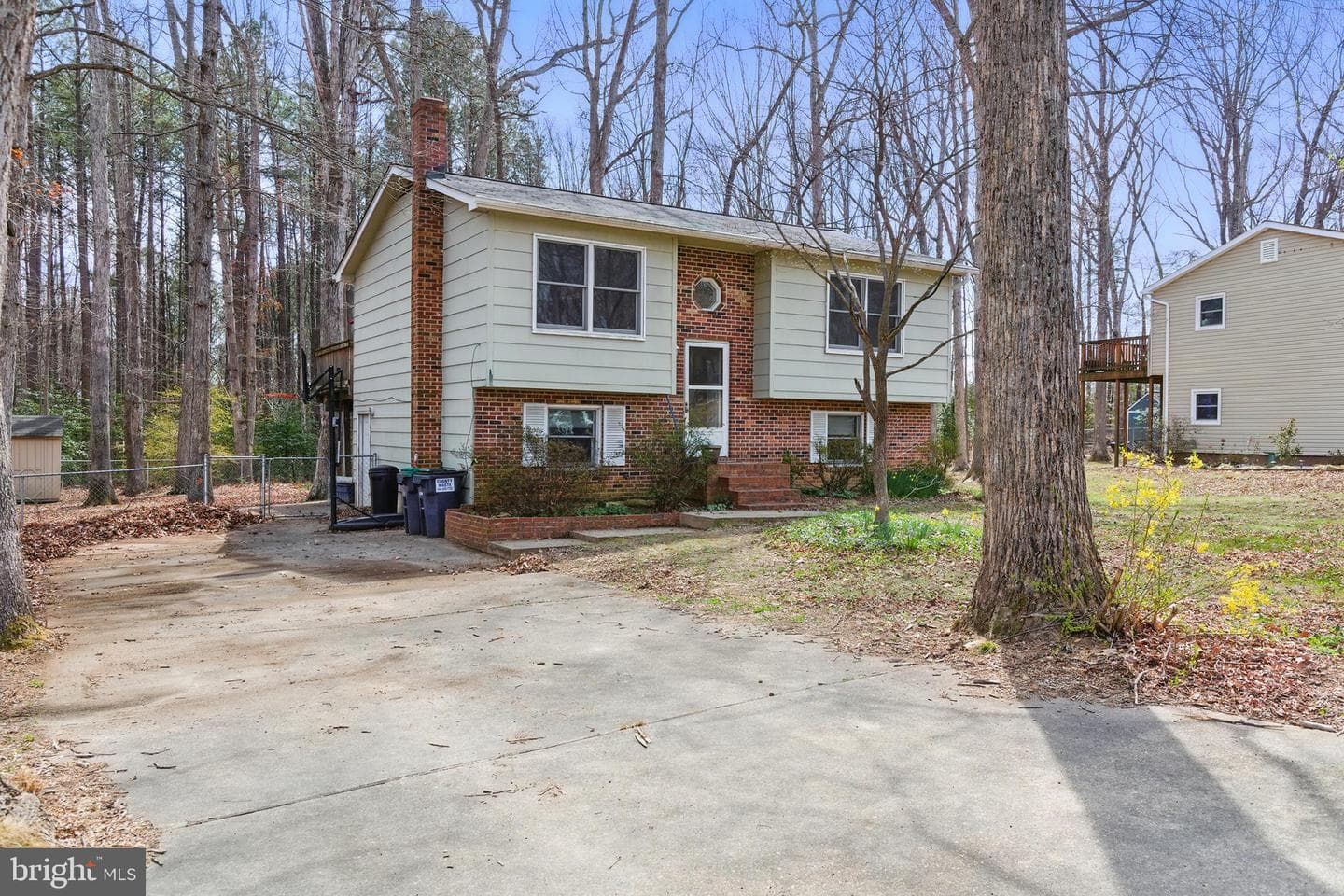 526 Pleasants Drive photo 4