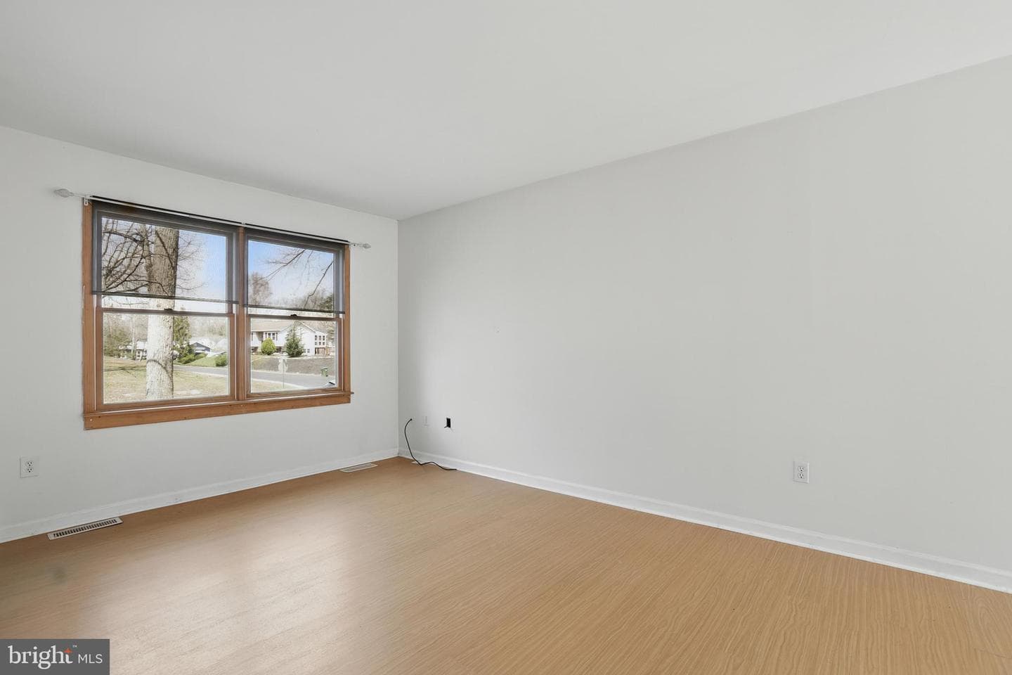 526 Pleasants Drive photo 9