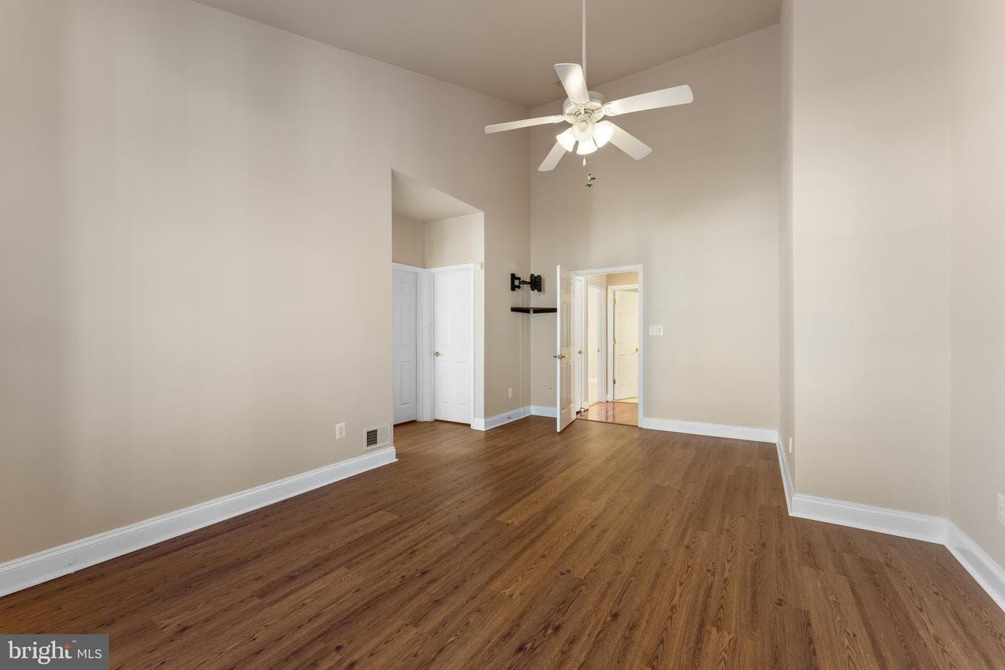 5711 W Kesslers Crossing photo 22