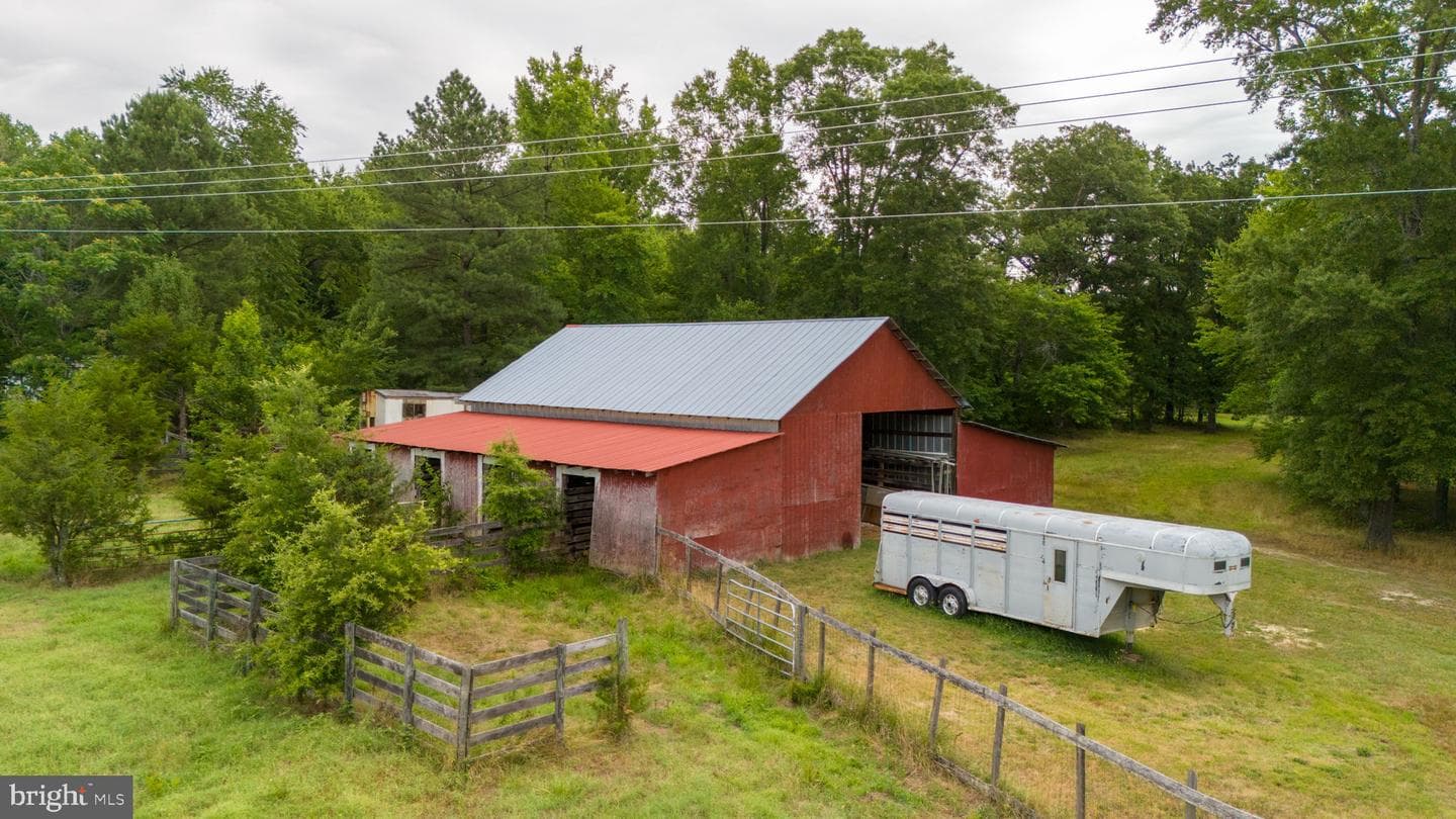4911 Lewiston Road photo 27