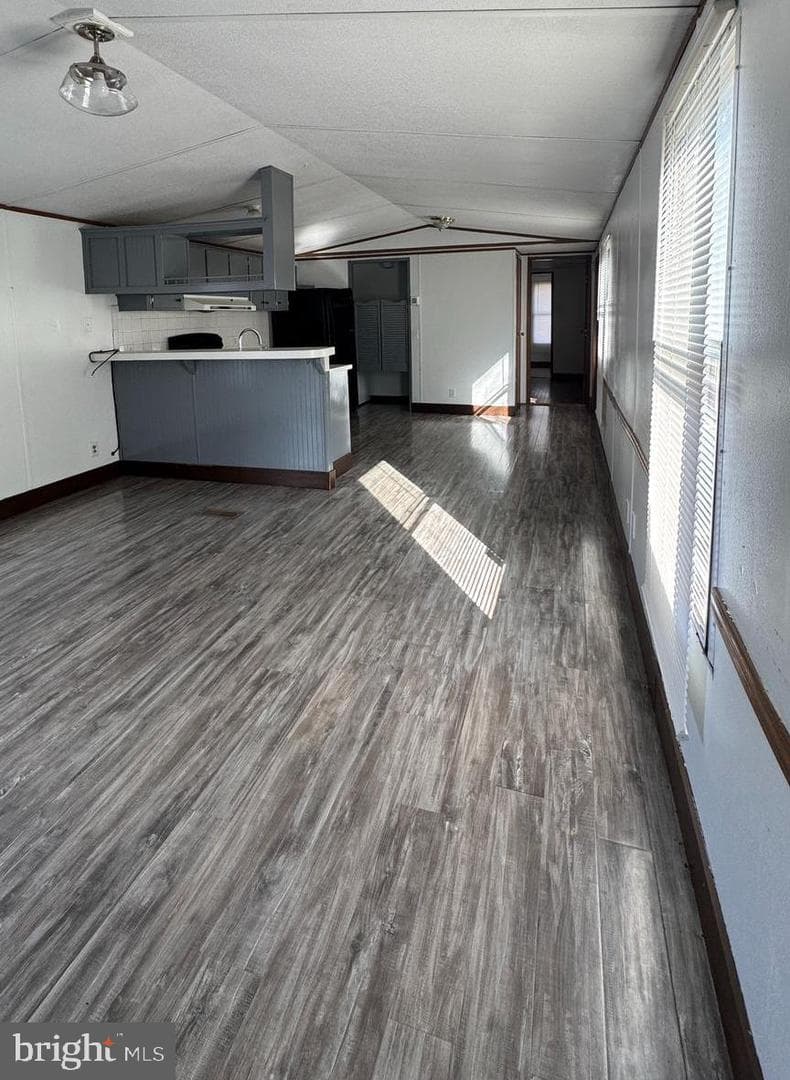 4921 Lewiston Road photo 8