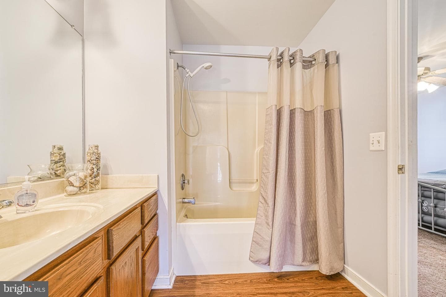 2513 Lakeside Woods Drive photo 30