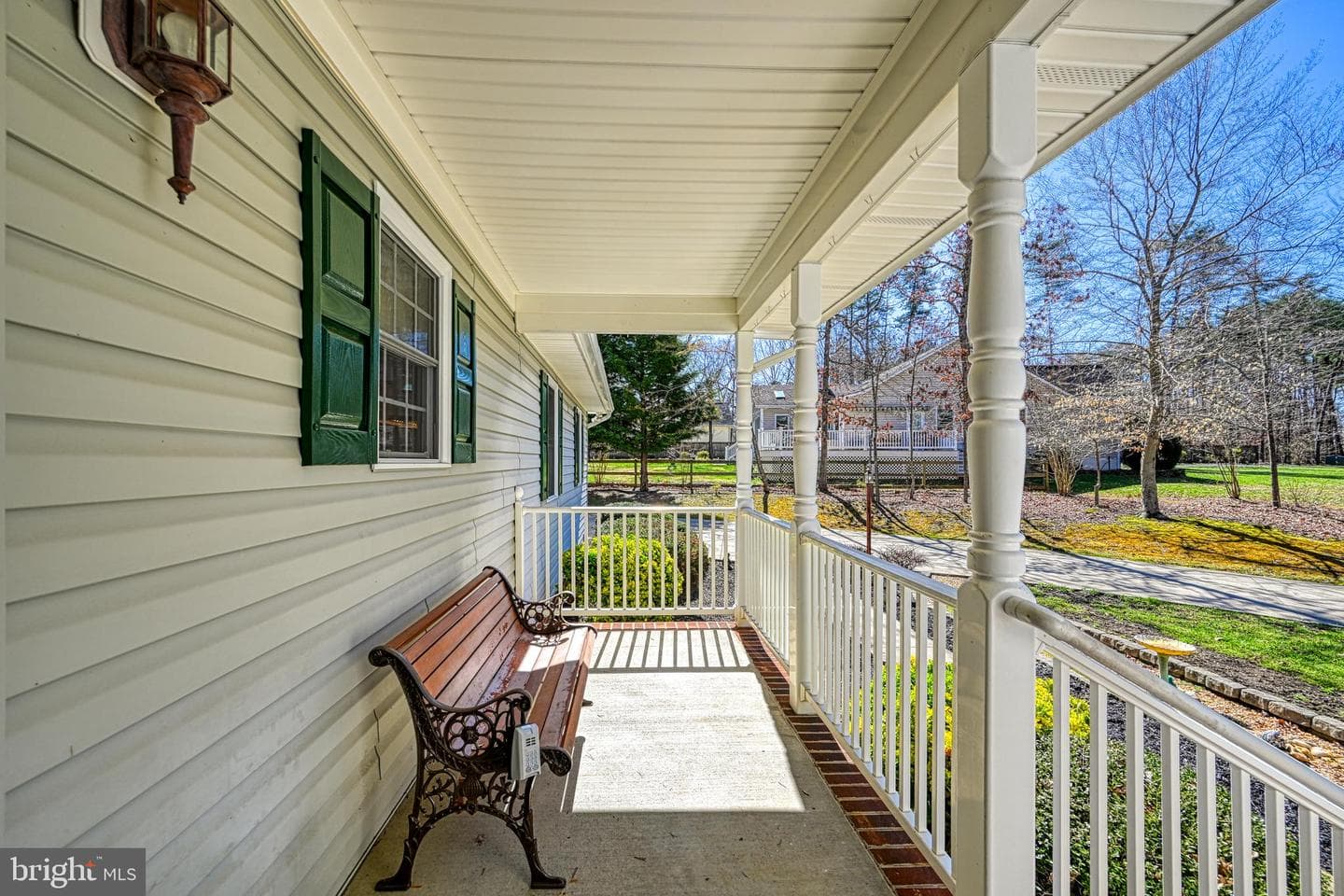 2513 Lakeside Woods Drive photo 8