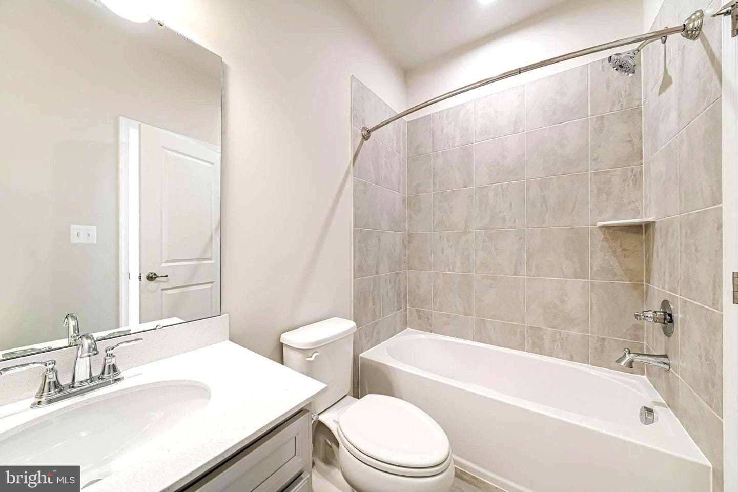 4724 Torrey Lane photo 32
