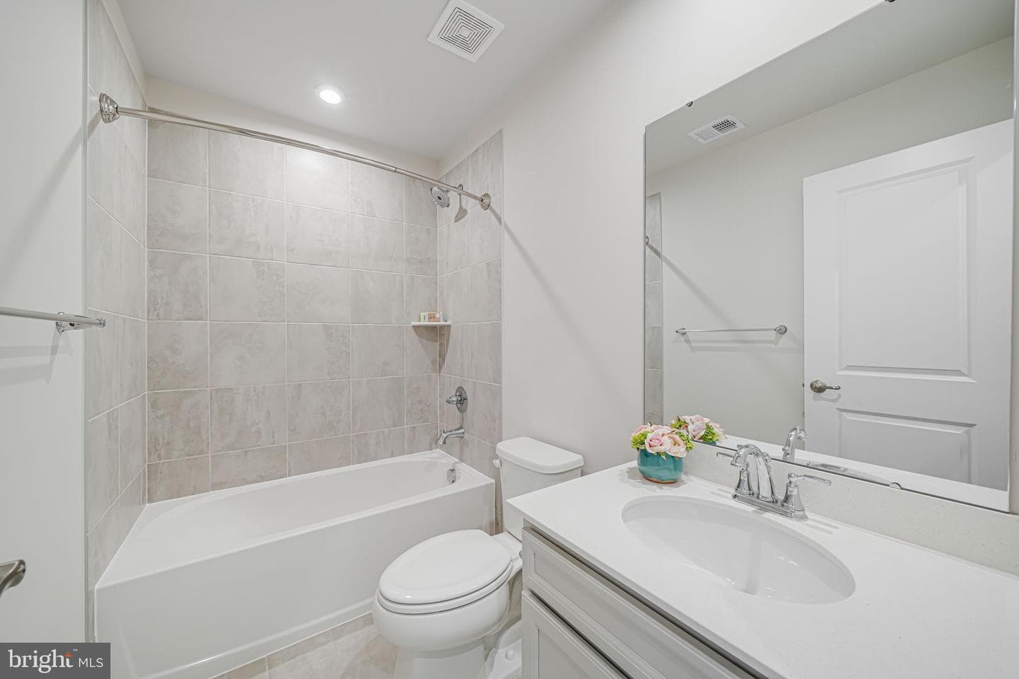4724 Torrey Lane photo 6