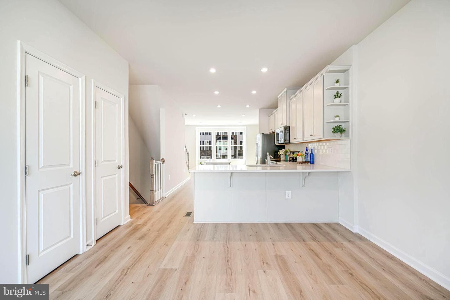 4724 Torrey Lane photo 8