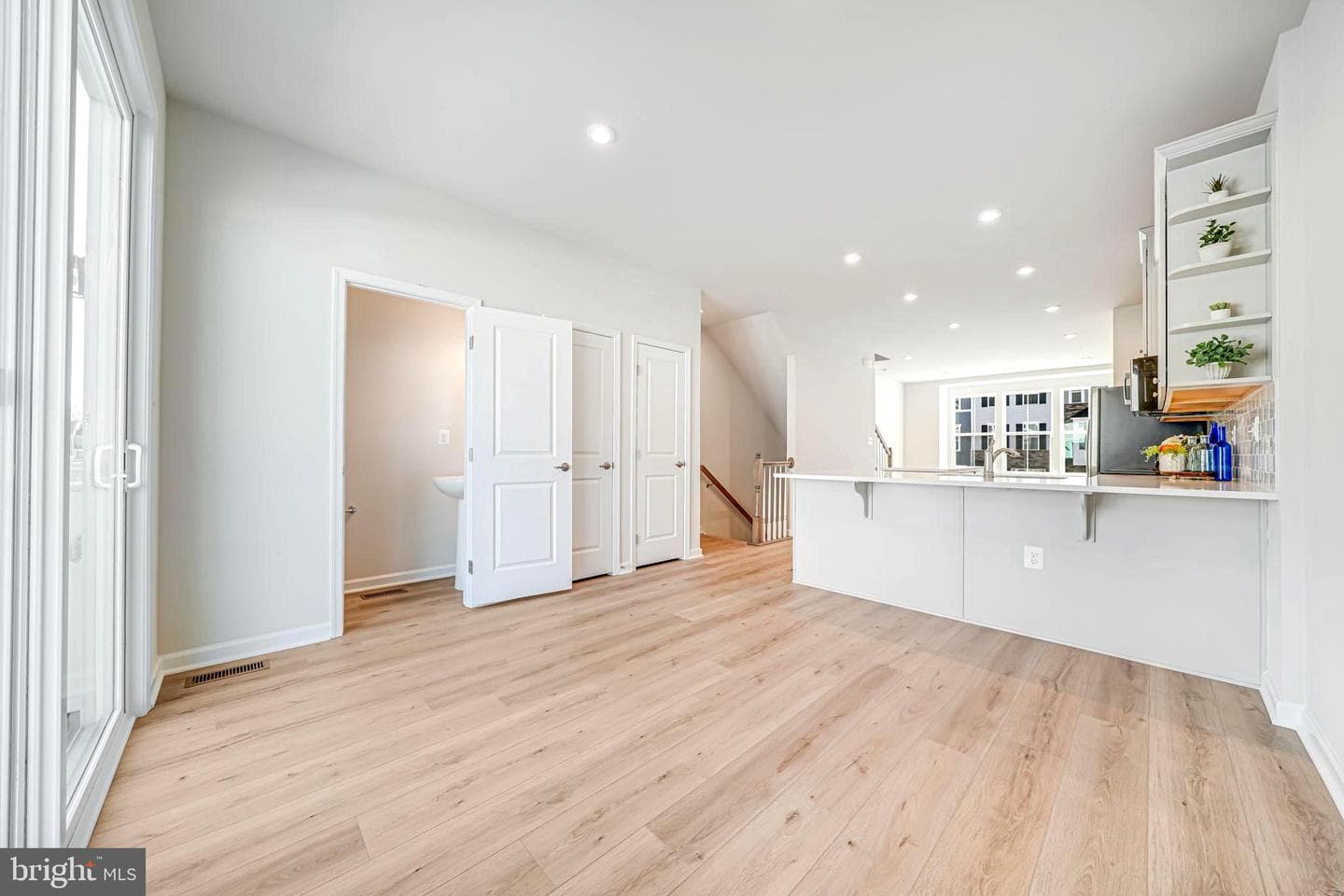 4724 Torrey Lane photo 9
