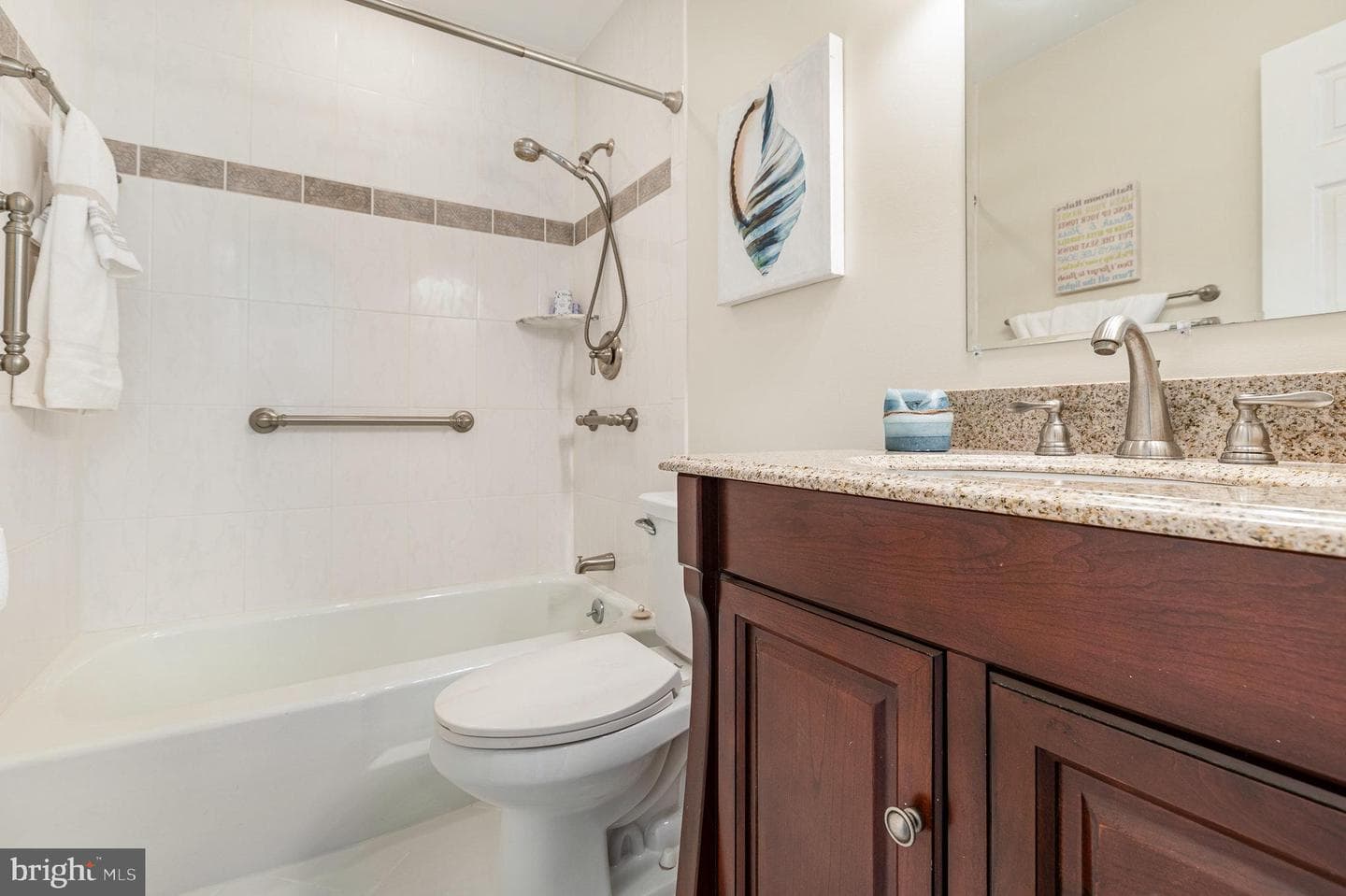 122 Janney Court photo 15