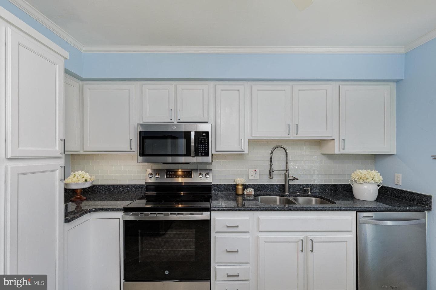 122 Janney Court photo 8