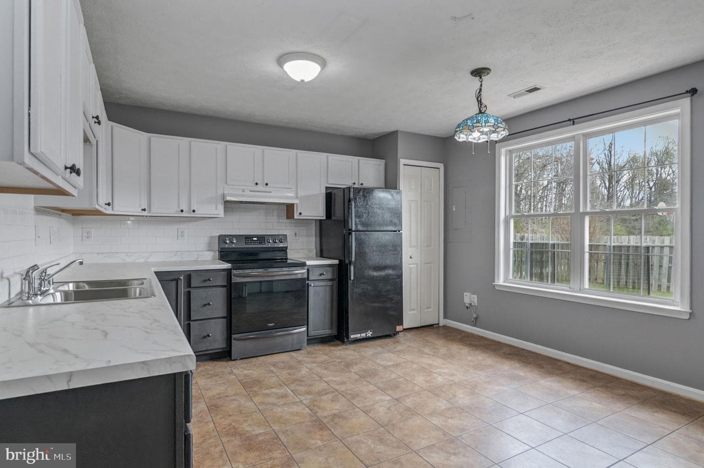 10515 Tidewater Plains Drive photo 11