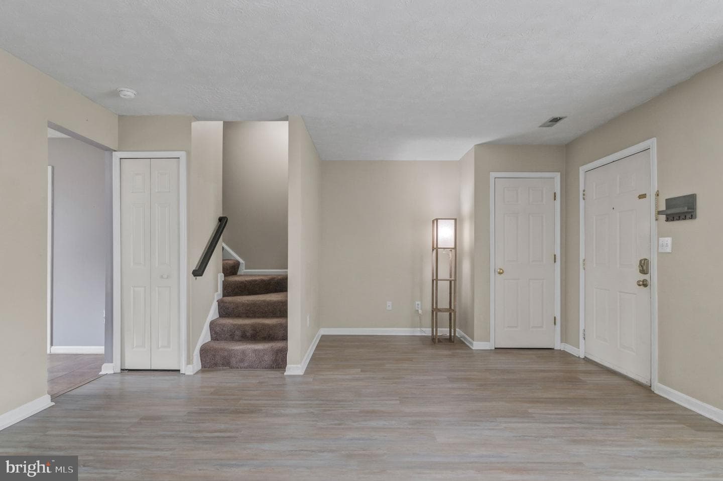 10515 Tidewater Plains Drive photo 9