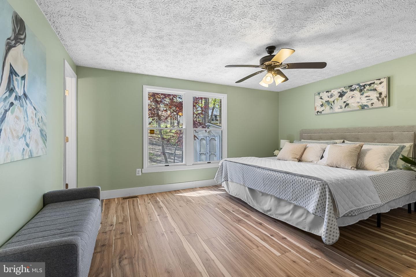 216 Hampton Drive photo 20
