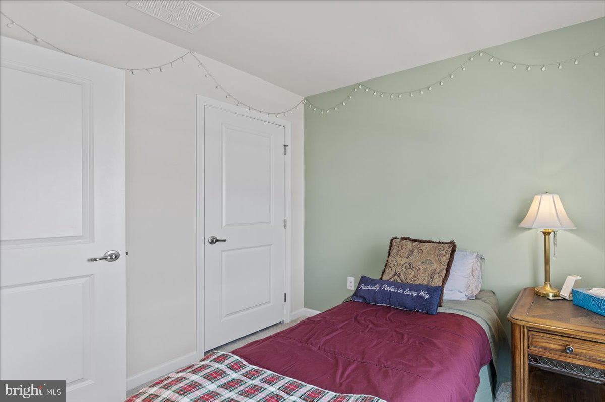 8605 Rosecrans Lane photo 25