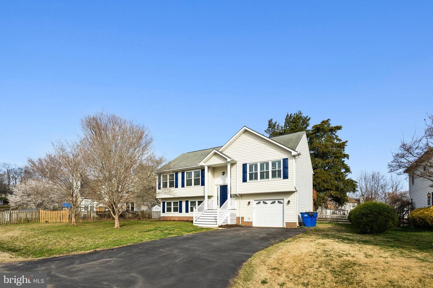7007 Cedar Crest Drive photo 2