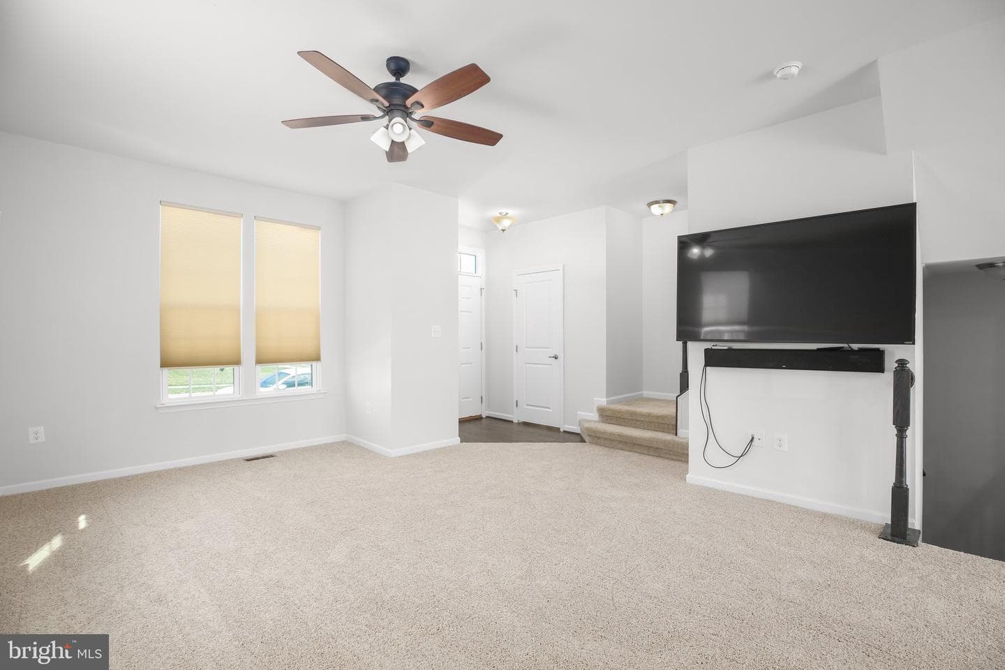 8643 Rosecrans Lane Lane photo 13
