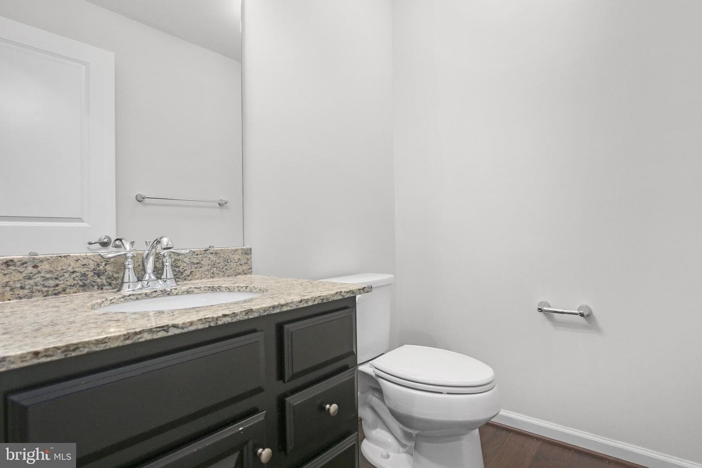 8643 Rosecrans Lane Lane photo 15