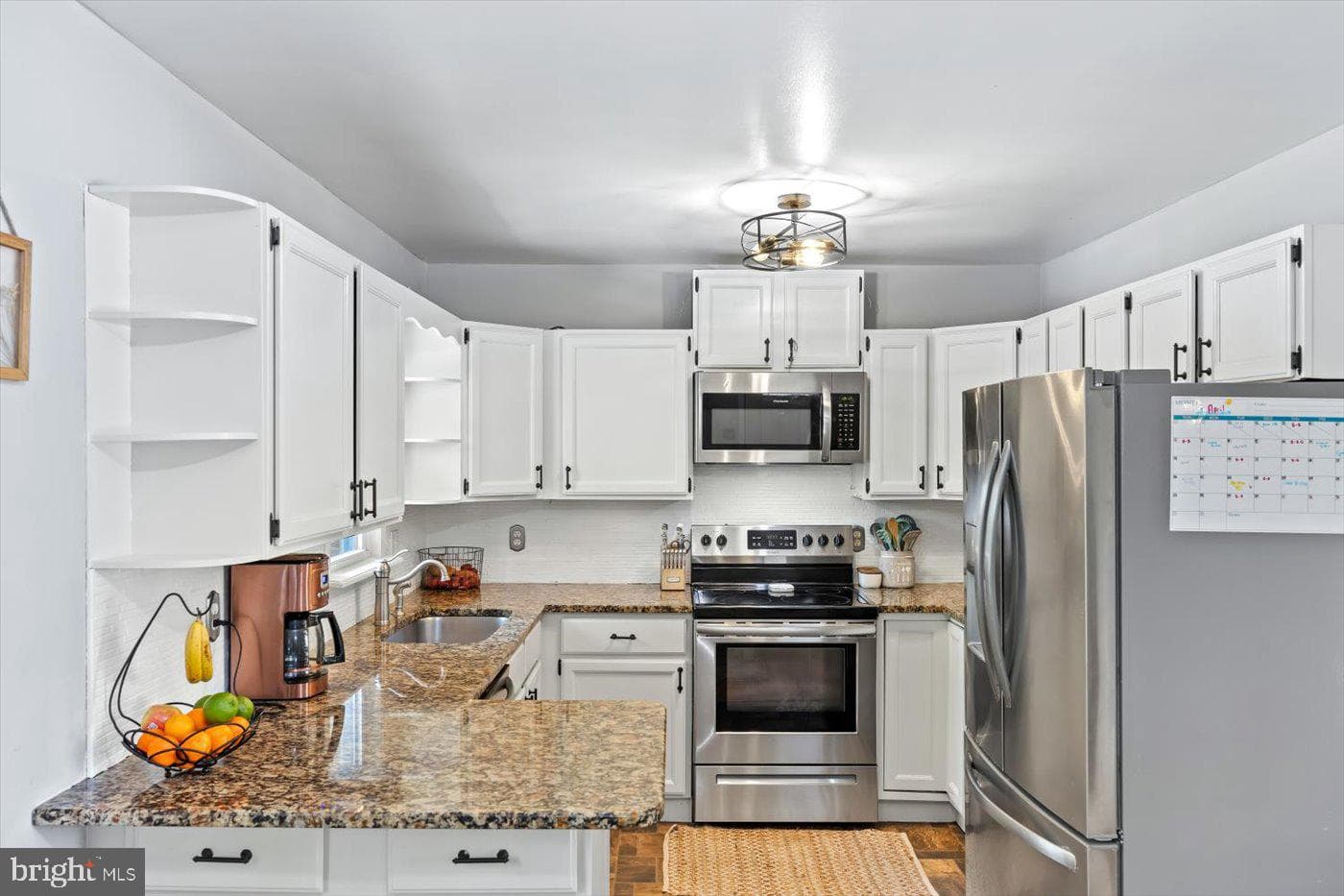8304 S McLaws Place photo 9