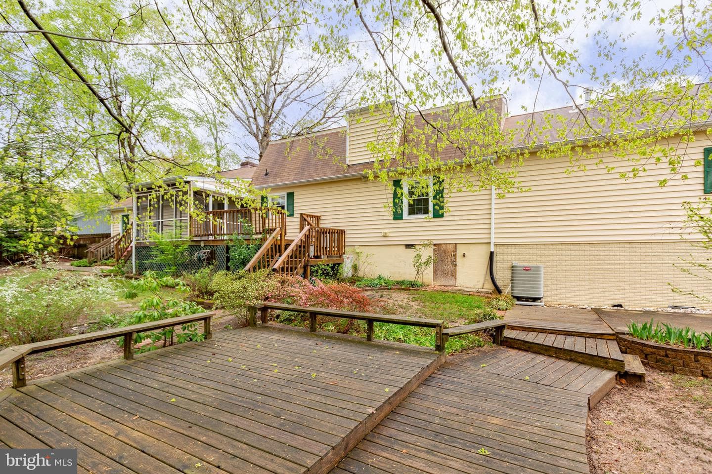 4 N Hill Court photo 57