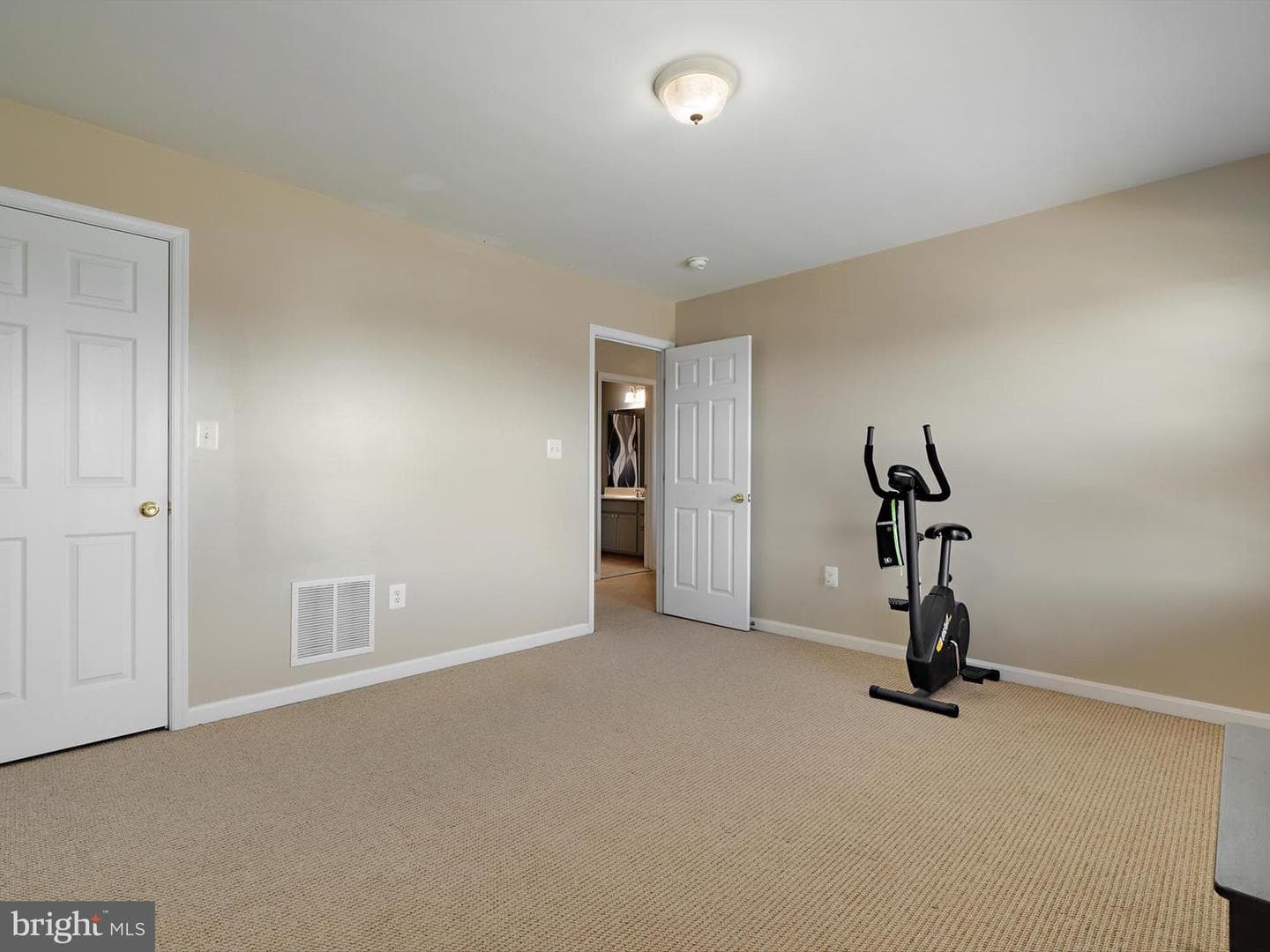 5720 Glen Eagles Drive photo 35