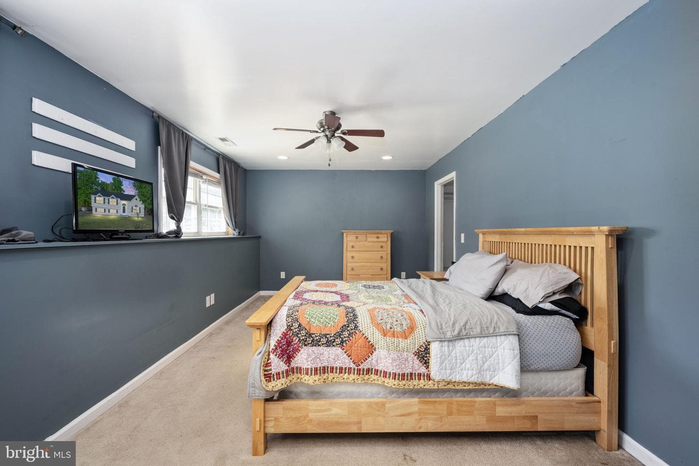 5703 E Point Circle photo 34