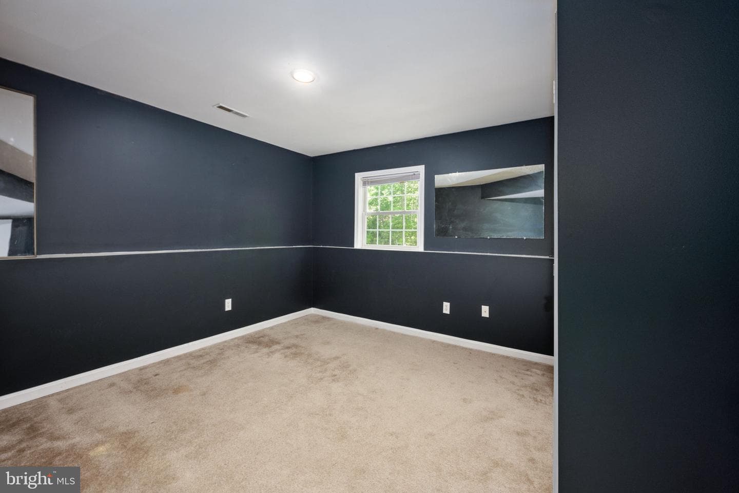 5703 E Point Circle photo 36