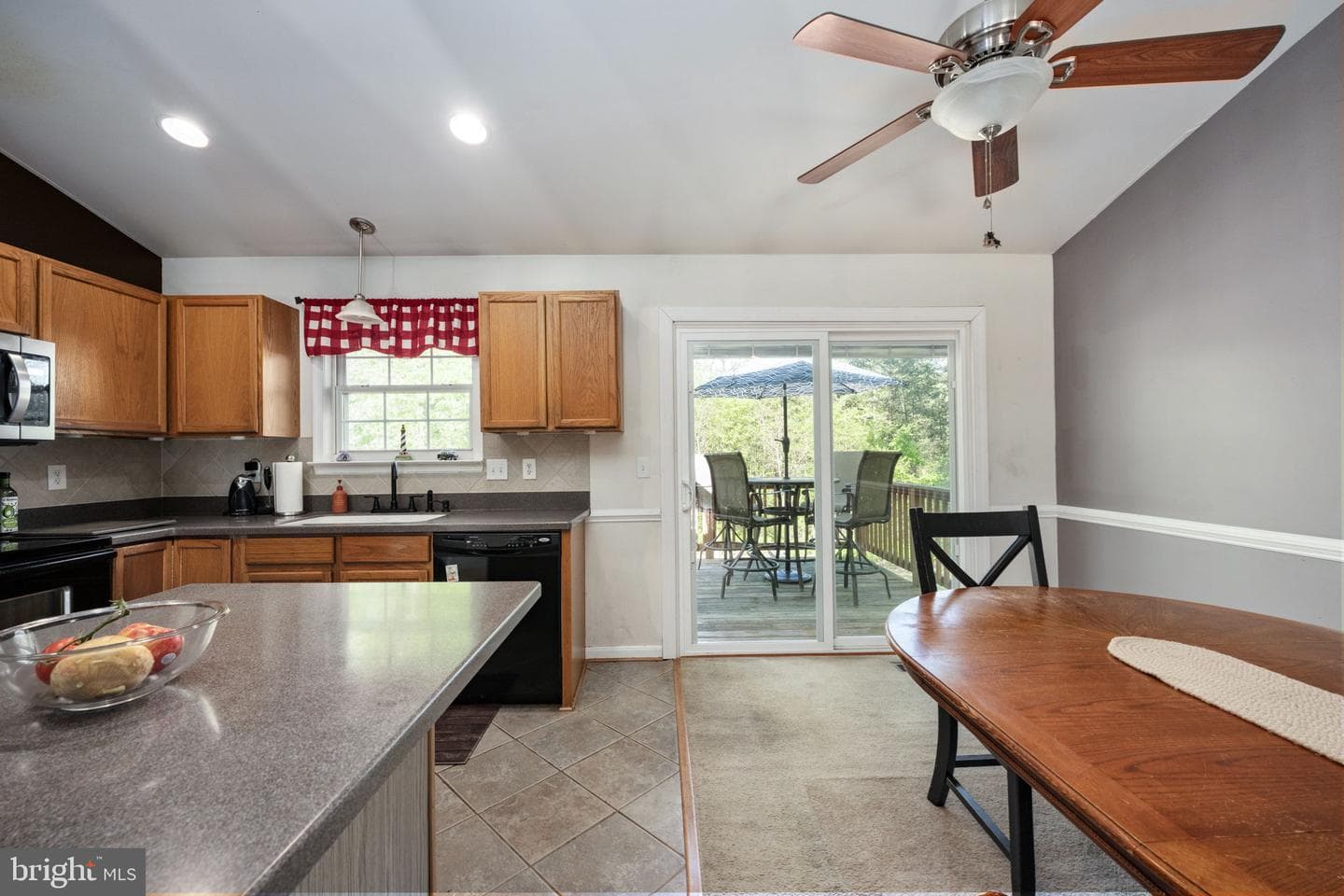 5703 E Point Circle photo 4