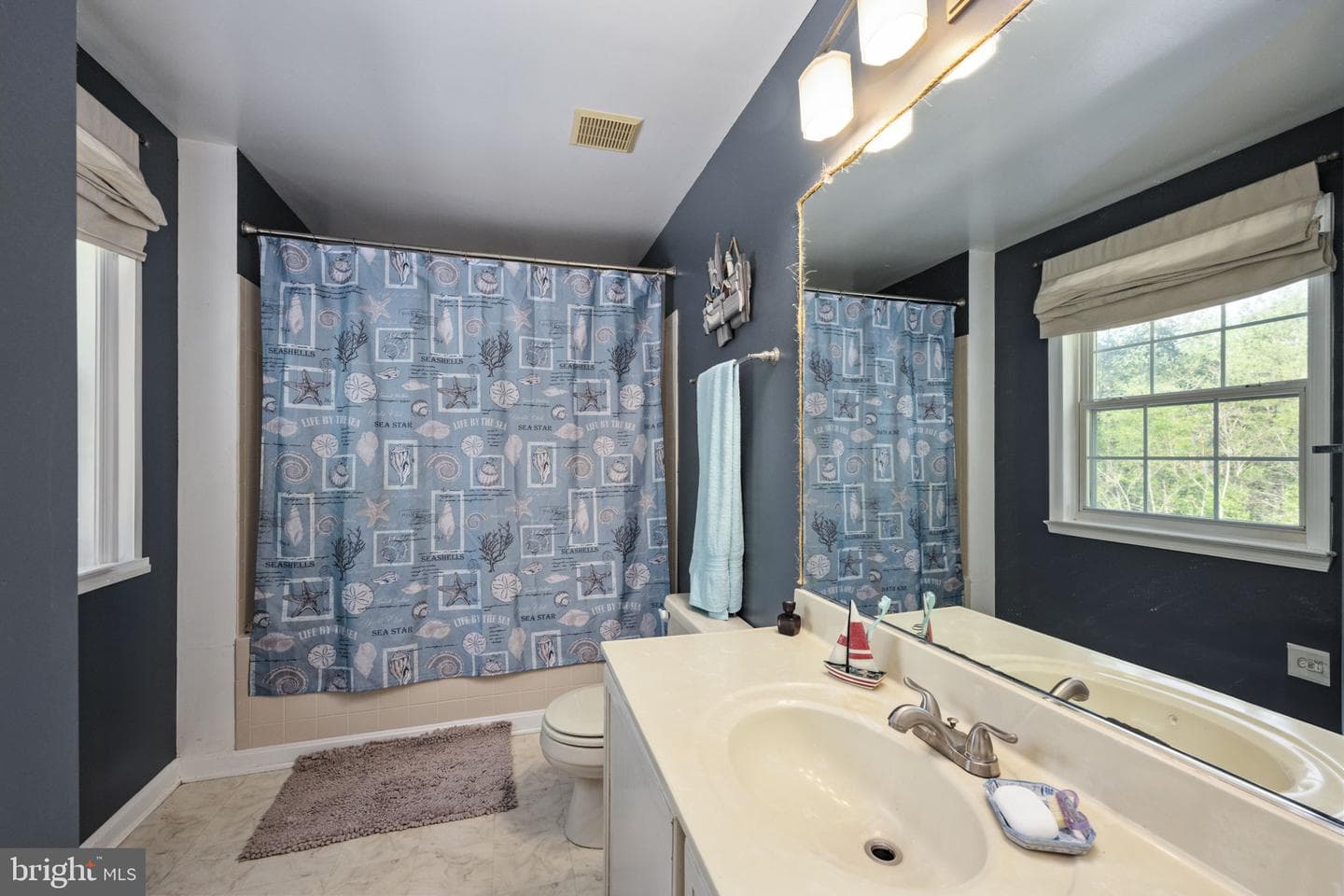 5703 E Point Circle photo 9