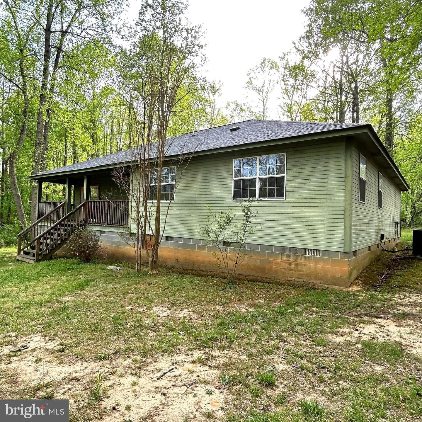 5915 Bradley Lane photo 4