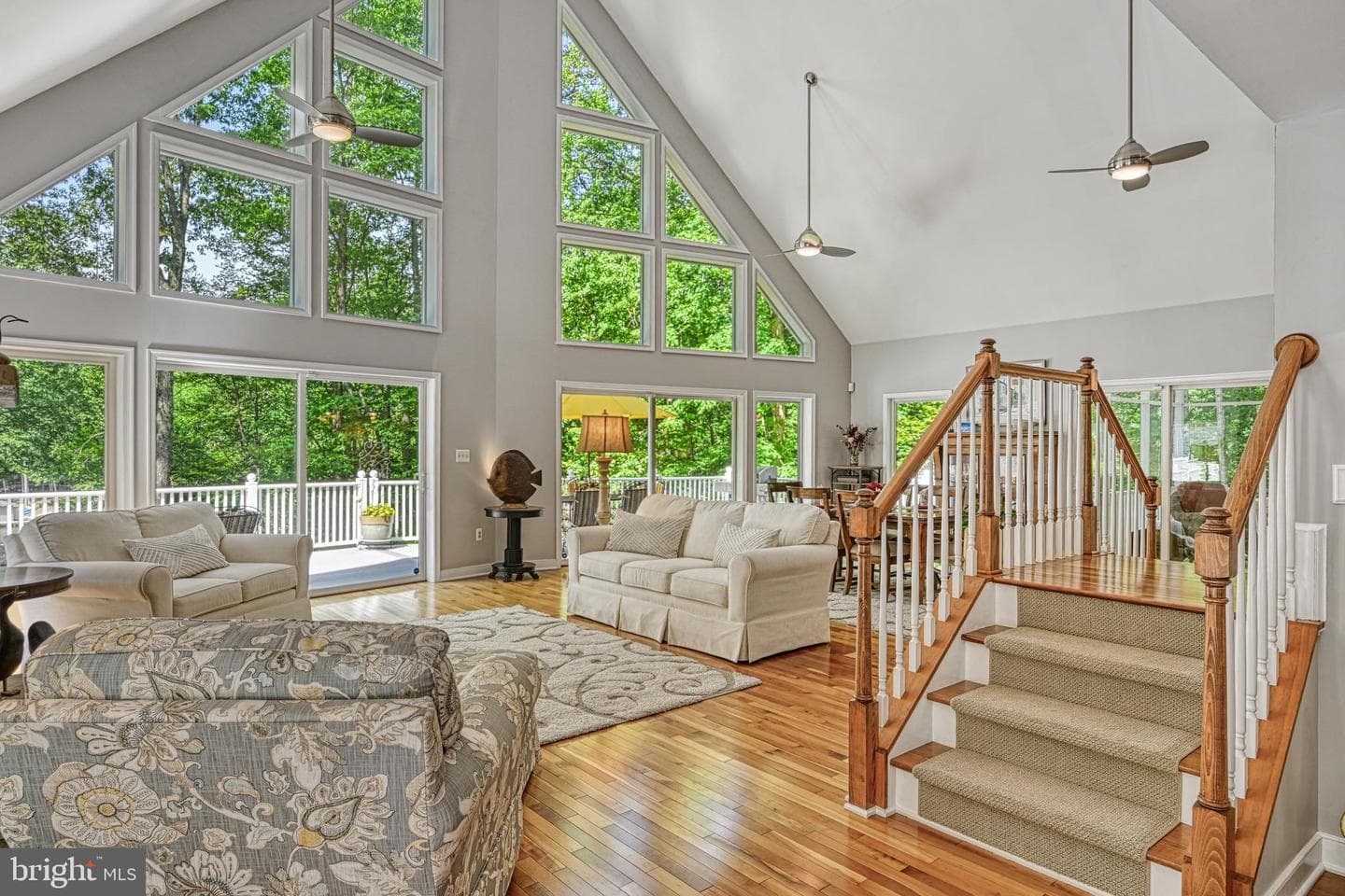 13300 Black Walnut Lane photo 2