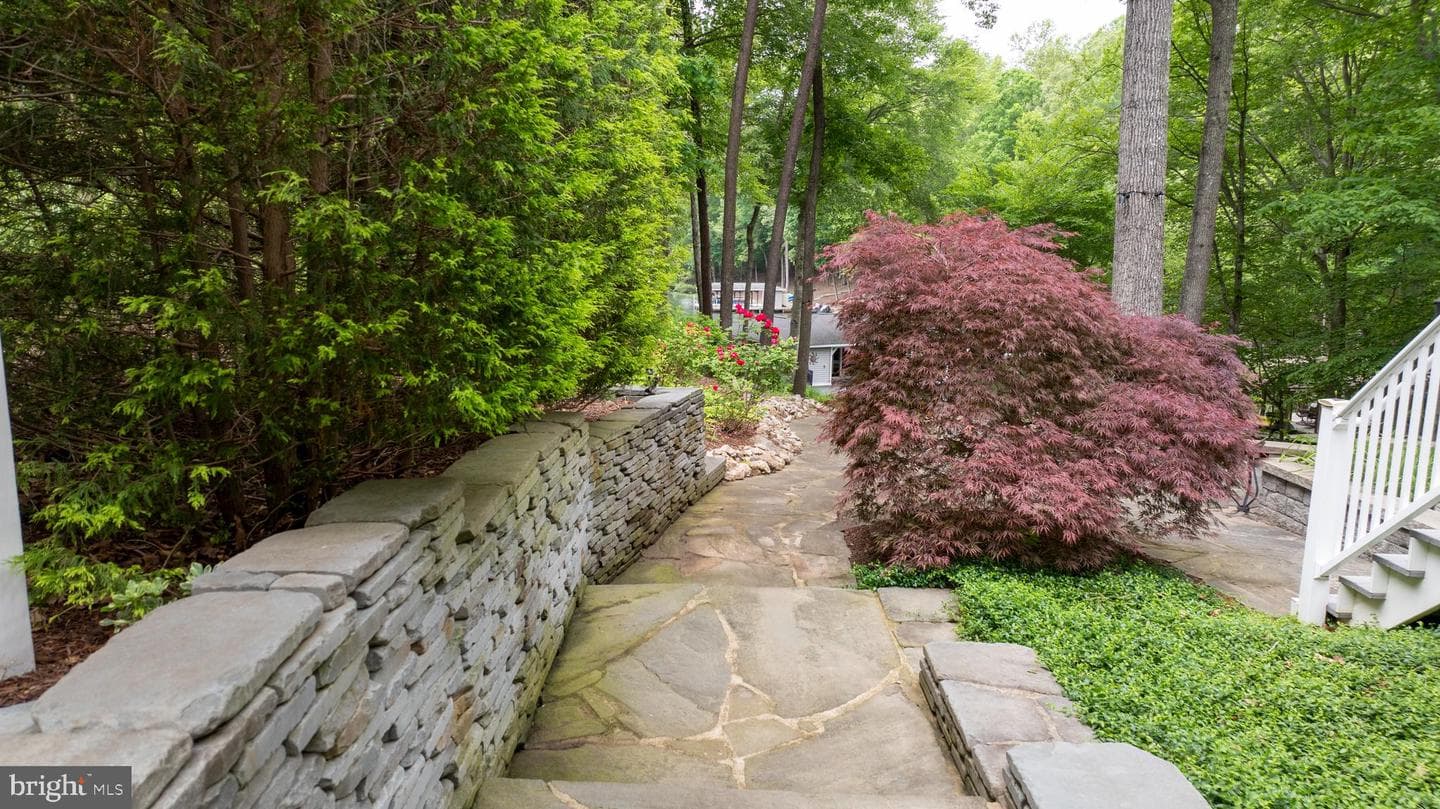 13300 Black Walnut Lane photo 77