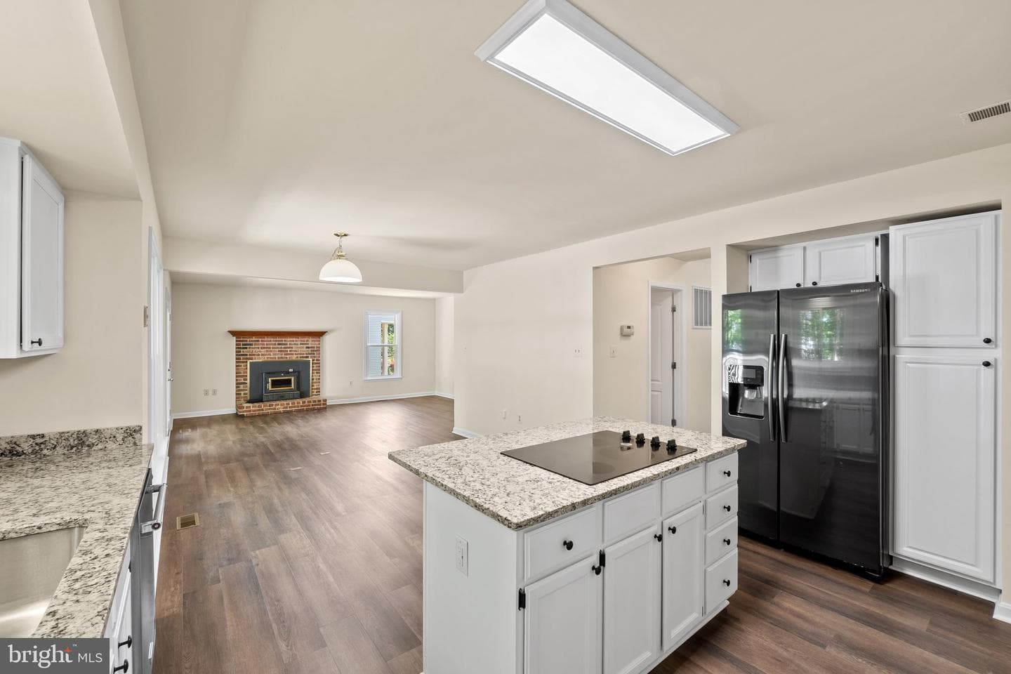 5015 Brookshire Court E photo 20