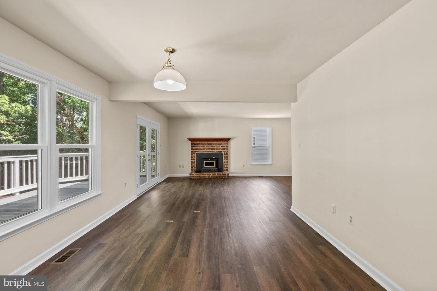 5015 Brookshire Court E photo 21